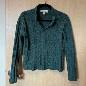 Green Cabelas sweater